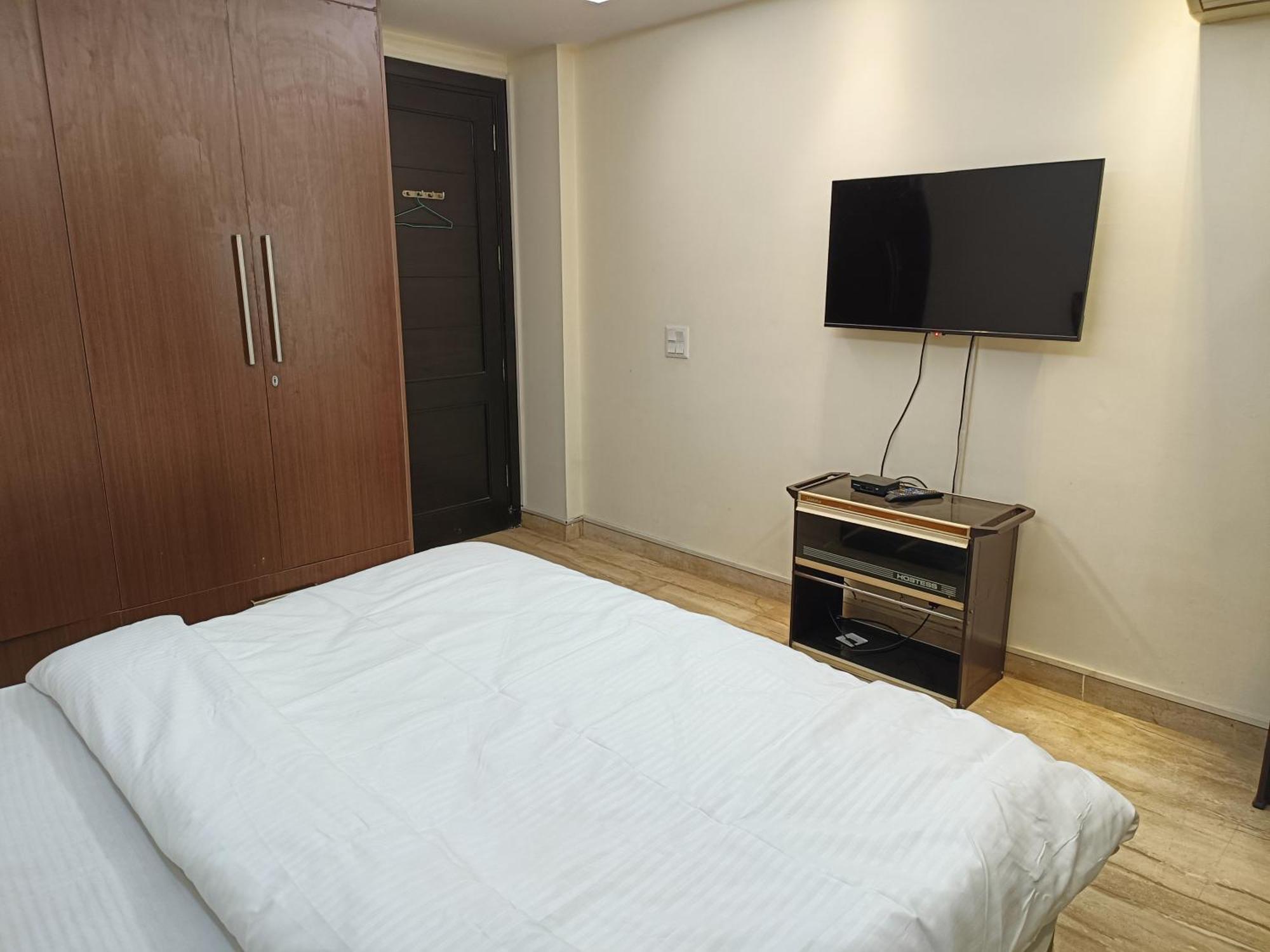 Greenleaf Apartment And Suites, Greater Kailash 1 Нью-Делі Екстер'єр фото