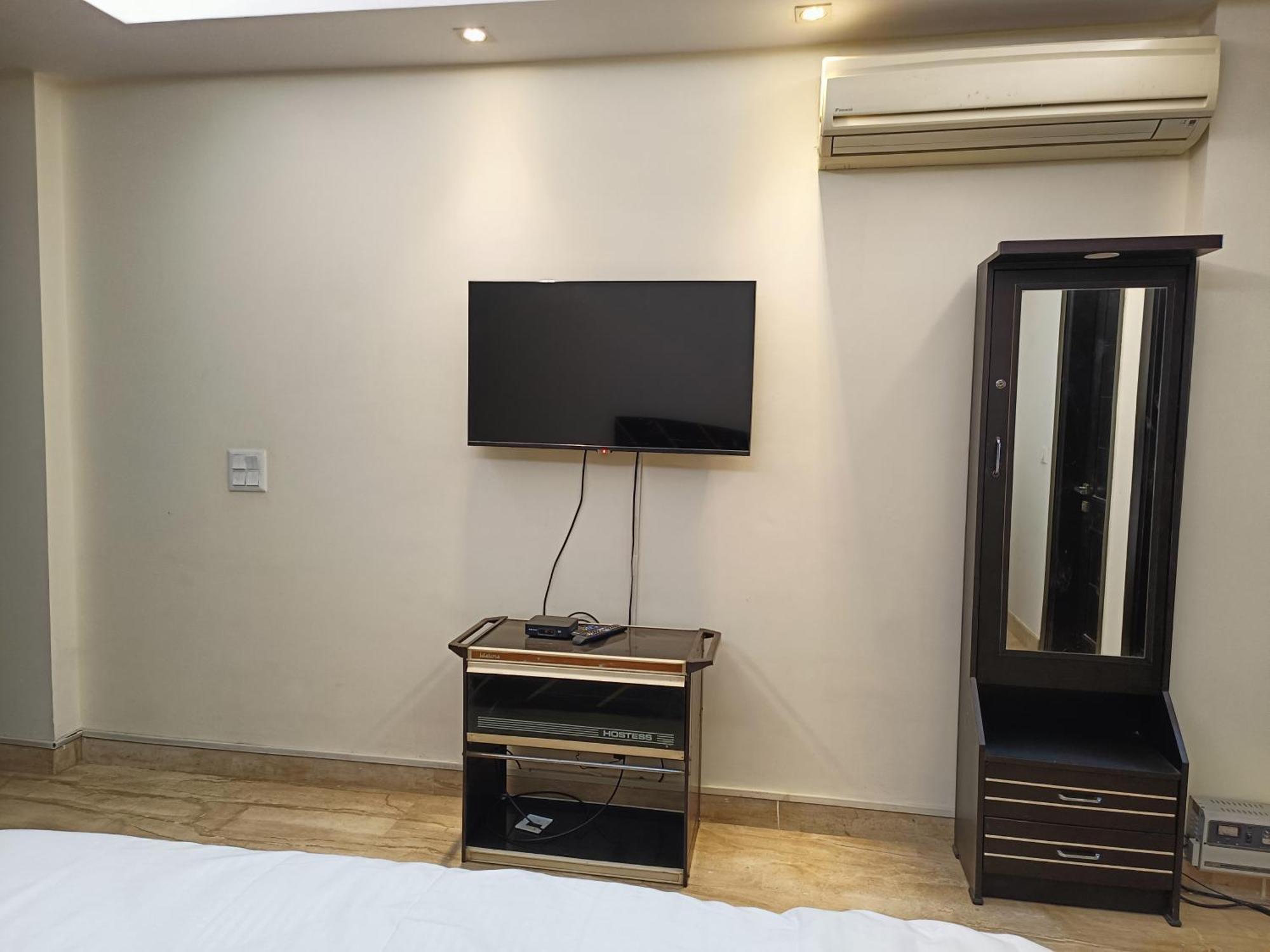 Greenleaf Apartment And Suites, Greater Kailash 1 Нью-Делі Екстер'єр фото